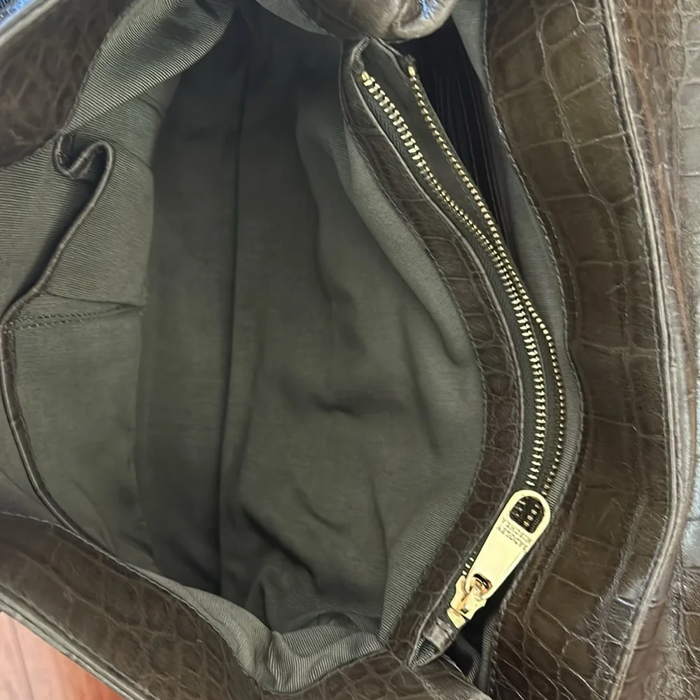 Badgley Mischka Croc Embossed Leather Flap Satchel khaki - Picture 4 of 4